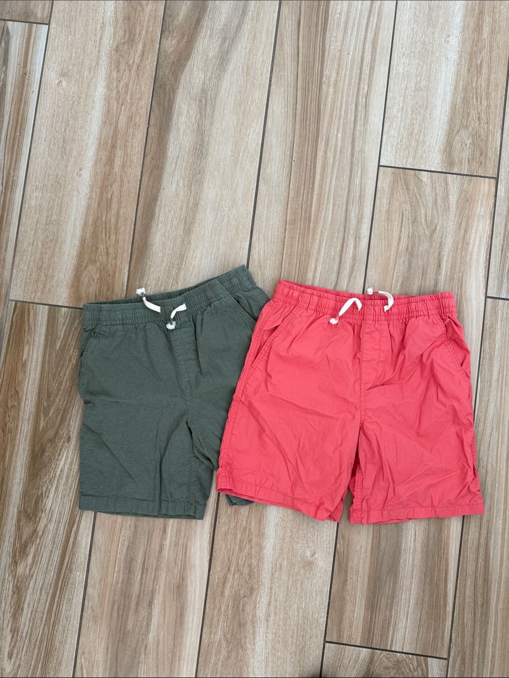 GAP Kids Drawstring Shorts in Olive and Coral